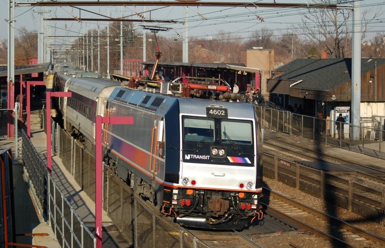 NJT ALP-46 4602 @ Elizabeth, NJ. Photo taken by Brian Weinberg, 12/18/2005.