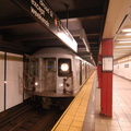 R-42 4884 @ Fulton Street (M) - front of the southbound platform, i.e. the upper level (looking north). Photo taken by Brian Wei