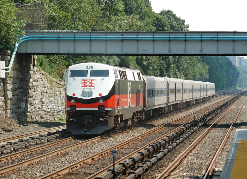 Metro-North Commuter Railroad (MNCR)/CDOT P32AC-DM 229 @ Riverdale (Hudson Line). Photo taken by Brian Weinberg, 7/9/2006.