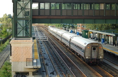 Amtrak P32AC-DM 704 @ Riverdale (Train 239). Photo taken by Brian Weinberg, 9/4/2006.