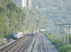 Metro-North Commuter Railroad (MNCR) P32AC-DM 213 @ Riverdale (Hudson Line). Photo taken by Brian Weinberg, 9/4/2006.