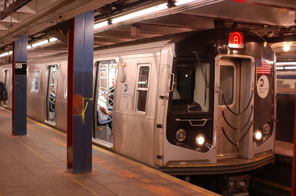 R-160A-2 8653 @ 59 St - Columbus Circle (A). Set is on 4th run of first day of 30-day test. Photo taken by Brian Weinberg, 10/16