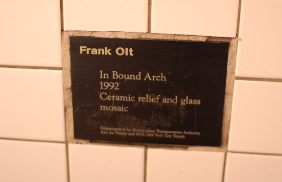 The artwork &quot;In Bound Arch&quot; by Frank Olt @ 23 St - Ely Av (E/V) on the Manhattan-bound platform. Photo taken by Brian