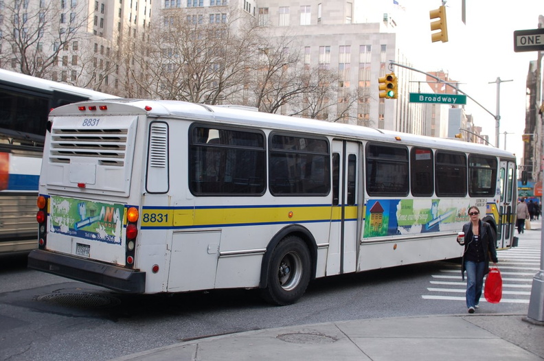 Orion I 8831 @ 23 St &amp; Broadway. Photo taken by Brian Weinberg, 12/19/2006.