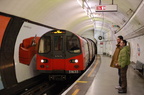 1995 stock 51635 @ Embankment (Northern). Photo taken by Brian Weinberg, 12/31/2006.