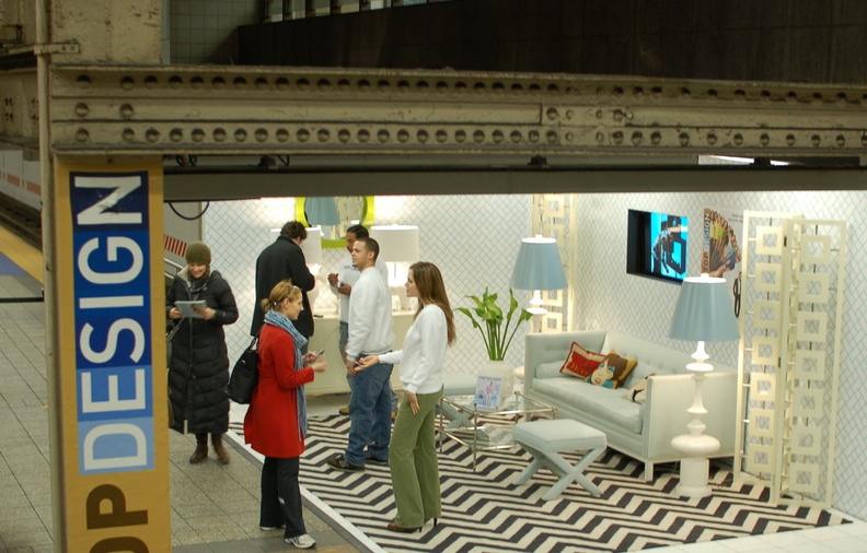 Bravo Top Design set @ Grand Central - 42 St (S). Photo taken by Brian Weinberg, 1/29/2007. DSC_0730a.jpg