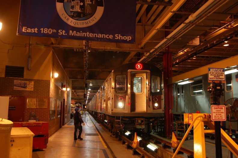 R-142 6971 @ East 180th Street Maintenance Facility (Bronx). Photo taken by Brian Weinberg, 4/15/2007. DSC_2505.jpg