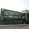 East 105 St (L). Photo taken by Brian Weinberg, 5/28/2007.