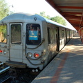 SIRT R-44 424 @ Tottenville (SIR). Photo taken by Brian Weinberg, 7/12/2007.