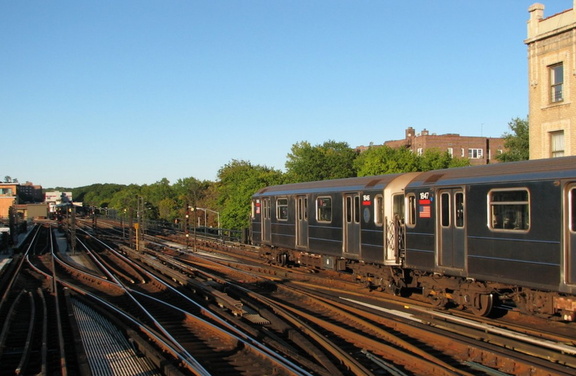 R-62A 1846 &amp; 1847 @ 238 St (1). Photo taken by Brian Weinberg, 10/12/2007.