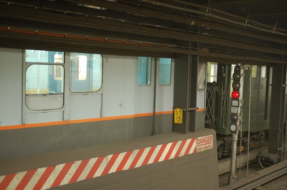 R-7A 1575 and R-4 484 @ Queens Plaza (V). Note: this is a museum train operating in revenue service during the holiday season. P