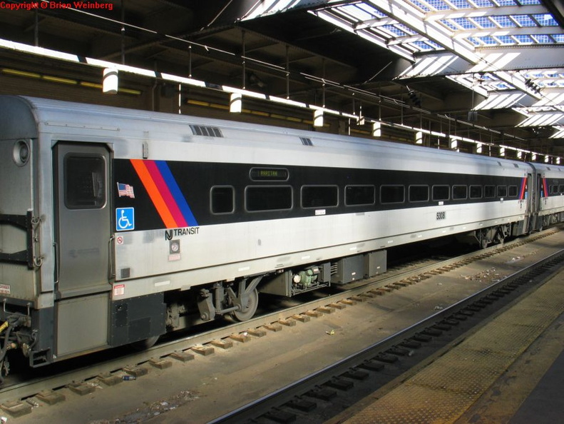 NJT Comet II 5308 @ Newark Penn Station. Photo taken by Brian Weinberg, 2/16/2004.