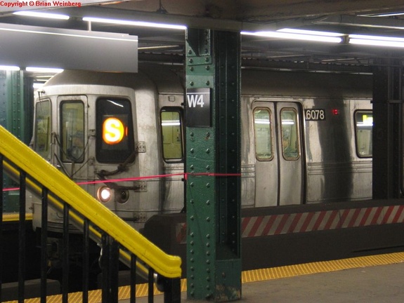 NYCT R-46 6078 @ West 4 St (Grand Street Shuttle). Photo taken by Brian Weinberg, 2/16/2004.