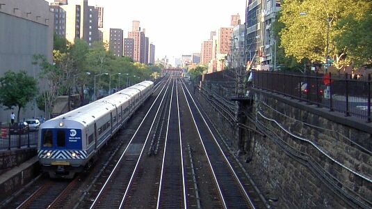 MNCR M-1a @ 97 St. Photo taken by Brian Weinberg, 7/31/2002. PDRM0088a.jpg