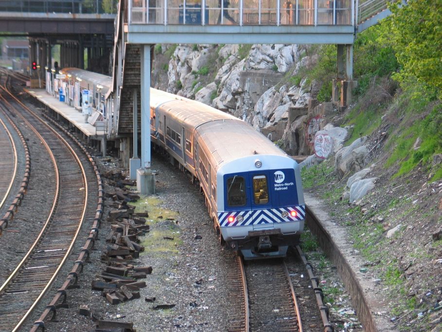 MNR M-3 @ Marble Hill (Hudson Line). Photo taken by Brian Weinberg, 4/27/2004.