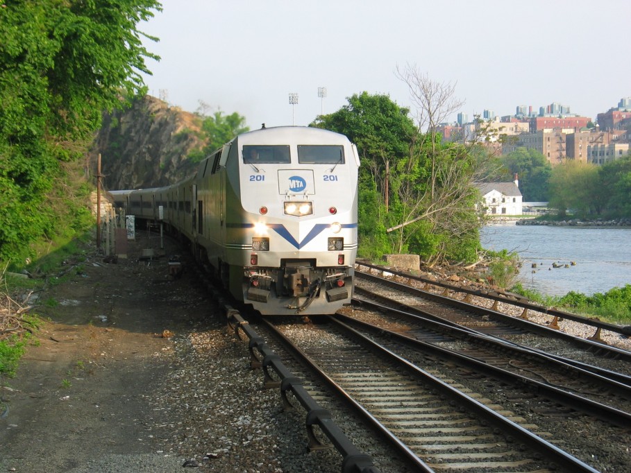 MNCR P32AC-DM 201 @ Spuyten Duyvil. Photo taken by Brian Weinberg, 5/14/2004.