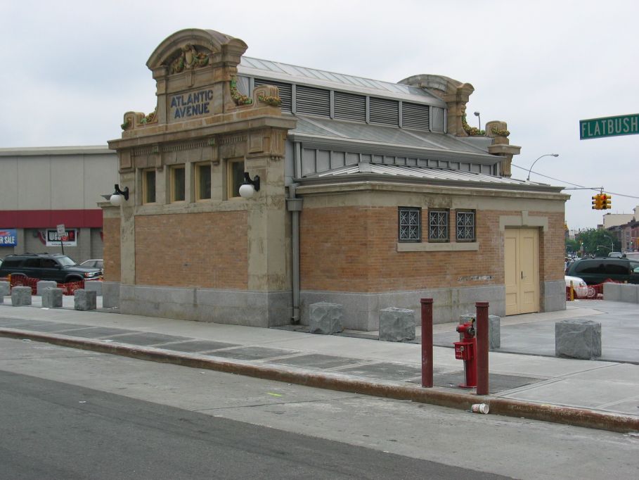 Old headhouse @ Flatbush Av Terminal. It was moved to the middle of the intersection, restored, and is now used as a skylight. P