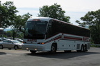 Martz Trailways MCI J4500 M440 @ Scranton, PA. Photo taken by Brian Weinberg, 5/24/2004.