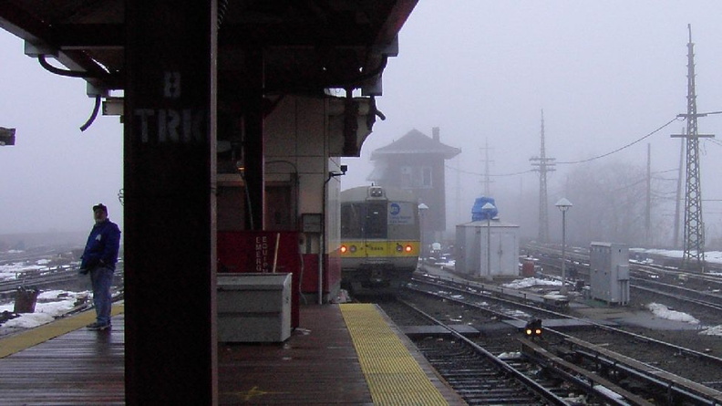 LIRR M-3 9943 @ Jamaica.  Photo taken by Brian Weinberg, 02/23/2003. (83kb)