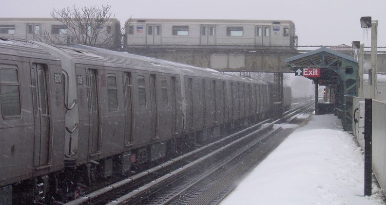 R-143 8199 @ Livonia Av (L). Photo taken by Brian Weinberg, 02/17/2003. This was the Presidents Day Blizzard of 2003. PDRM2203.jpg