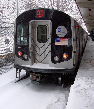 R-143 @ Rockaway Pkwy(L). Photo taken by Brian Weinberg, 02/17/2003. I came in on this train and we literally crept in over TOTA