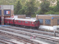 R-33ML 9226 and 9227 @ Concourse Yard. Photo taken by Brian Weinberg, 8/1/2002.