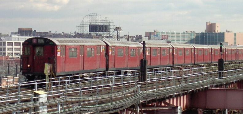R-36WF ???? @ Queensboro Plaza (7). Photo taken by Brian Weinberg, 01/09/2003. PDRM1563a.jpg