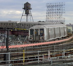 R-40 @ Queensboro Plaza (N). Photo by Brian Weinberg, 01/09/2003.