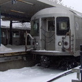 R-42 4698 @ Rockaway Pkwy (L). Photo taken by Brian Weinberg, 02/17/2003. This was the Presidents Day Blizzard of 2003.
