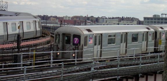 R-62A @ Queensboro Plaza (7). Photo by Brian Weinberg, 01/09/2003.