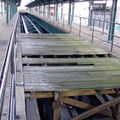 Center trackway @ Wyckoff Av (M). Photo by Brian Weinberg, 11/27/2002. (125k)