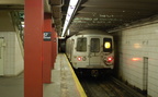 R-46 @ 57 St (F). Photo taken by Brian Weinberg, 5/6/2007.