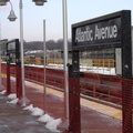 Platform @ Atlantic Ave (L). Photo taken by Brian Weinberg, 12/29/2002. (76k)