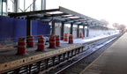 PDRM1626 || New SB platform @ Howard Beach (A). Photo by Brian Weinberg, 01/19/2003.