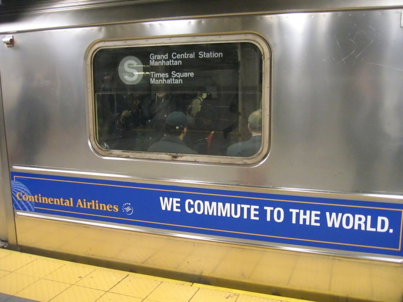 Continental Airlines exterior ads - the blue stripe IMG_5137f.jpg