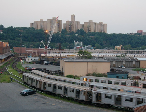 207 St Boneyard