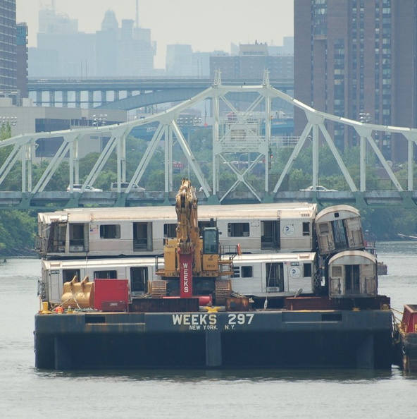 R-32 3675, an R-40 slant, and two additional R-32 cars - R-32 3675, an R-40 slant, and two additional R-32 cars DSC_3924a_800h.jpg