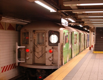 R-62A 1946 @ Grand Central (S) - Google wrap of shuttle