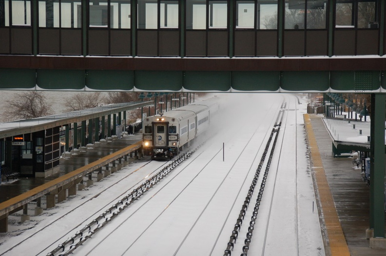Metro-North Cab 6309 @ Riverdale (Hudson Line). - Metro-North Cab 6309 @ Riverdale (Hudson Line). DSC_5515.jpg