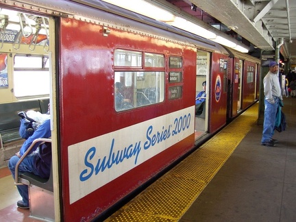 R-33WF 9327 @ Queensboro Plaza (7). Photo taken by Brian Weinberg, 3/16/2003.