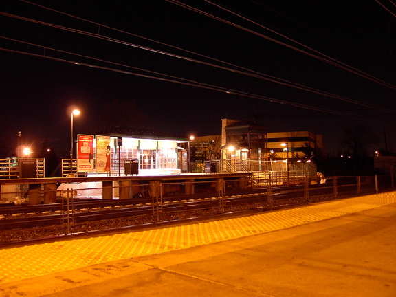 Edison, NJ train station on the NEC. Photo taken by Brin Weinberg, 3/15/2003.