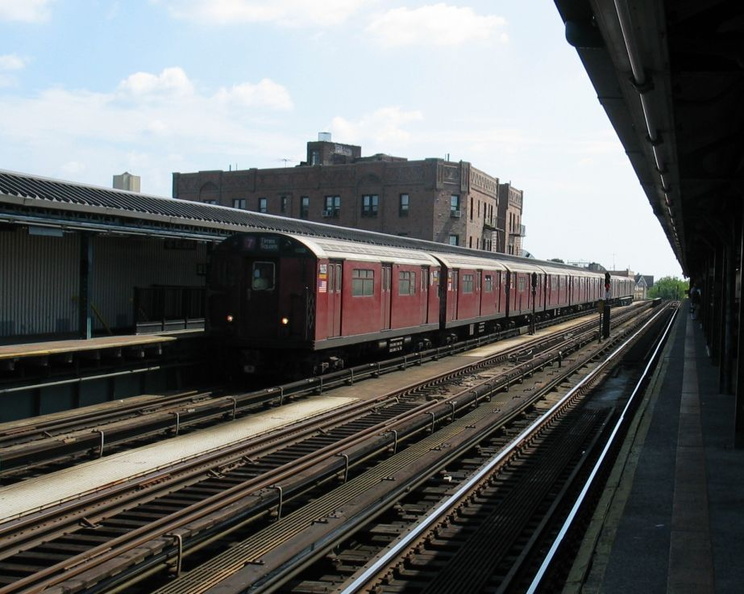 R-36WF 9603 @ 52 St - Lincoln Av (7). Photo taken by Brian Weinberg, 7/6/2003. IMG_1144.jpg