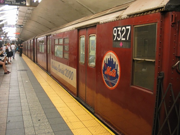 R-33WF 9327 @ Grand Central - 42 St (7). Photo taken by Brian Weinberg, 7/8/2003.