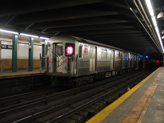 R-62 1450 @ 145 St (3). Train stopped for a minute, and then reversed direction. Photo taken by Brian Weinberg, 5/17/2004.