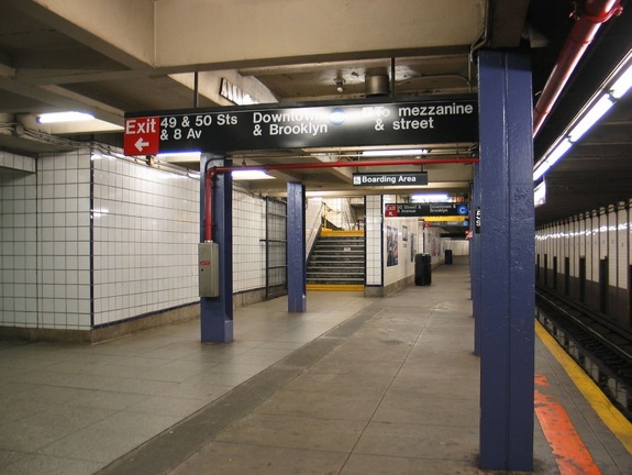 Looking north along the downtown lower level platform @ 50 St (E). Photo taken by Brian Weinberg, 5/30/2004.
