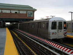 R-46 5792 @ Coney Island-Stillwell Av (D/F/Q). Photo taken by Brian Weinberg, 5/31/2004.