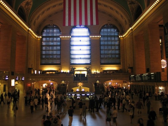 Grand Central Terminal - Main Concourse. Photo taken by Brian Weinberg, 6/29/2004.