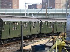 R-1 100 &amp; R-4 401 @ Coney Island Yard. Photo taken by Brian Weinberg, 7/25/2004.