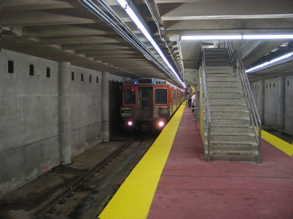 SEPTA Broad Street Subway train @ Pattison (Lower Level) because of an Eagle home game. Photo taken by Brian Weinberg, 9/12/2004