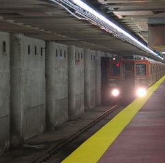 SEPTA Broad Street Subway train @ Pattison (Lower Level) because of an Eagle home game. Photo taken by Brian Weinberg, 9/12/2004